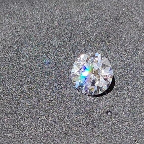 IGI Certified  2.46ct Round Lab Diamond - Picture 1 of 4